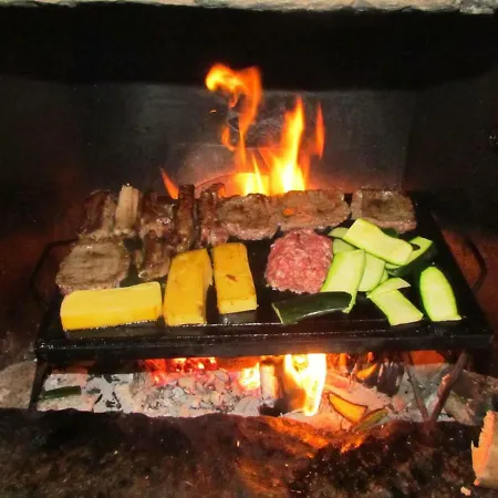 Grande Casa Di Famiglia